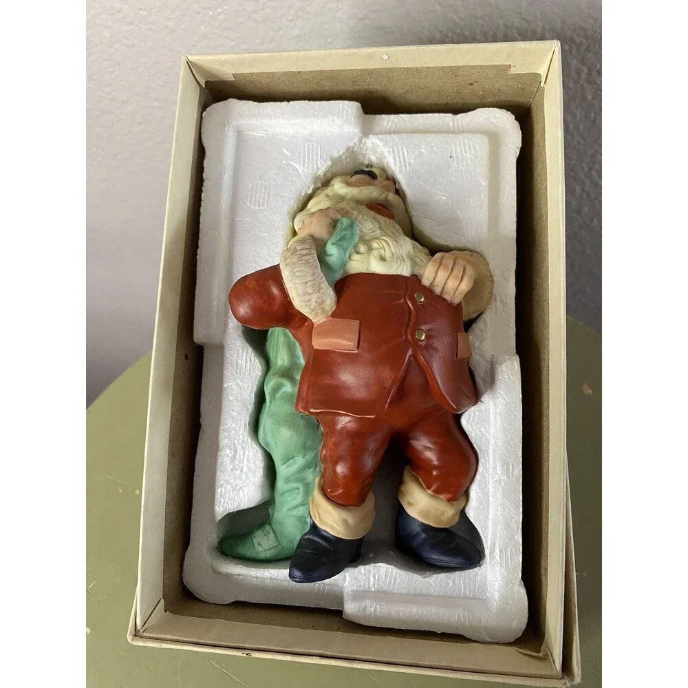 Favorite Santa Hand Painted Special Edition Hallmark Keepsake Ornament Vtg. 1987